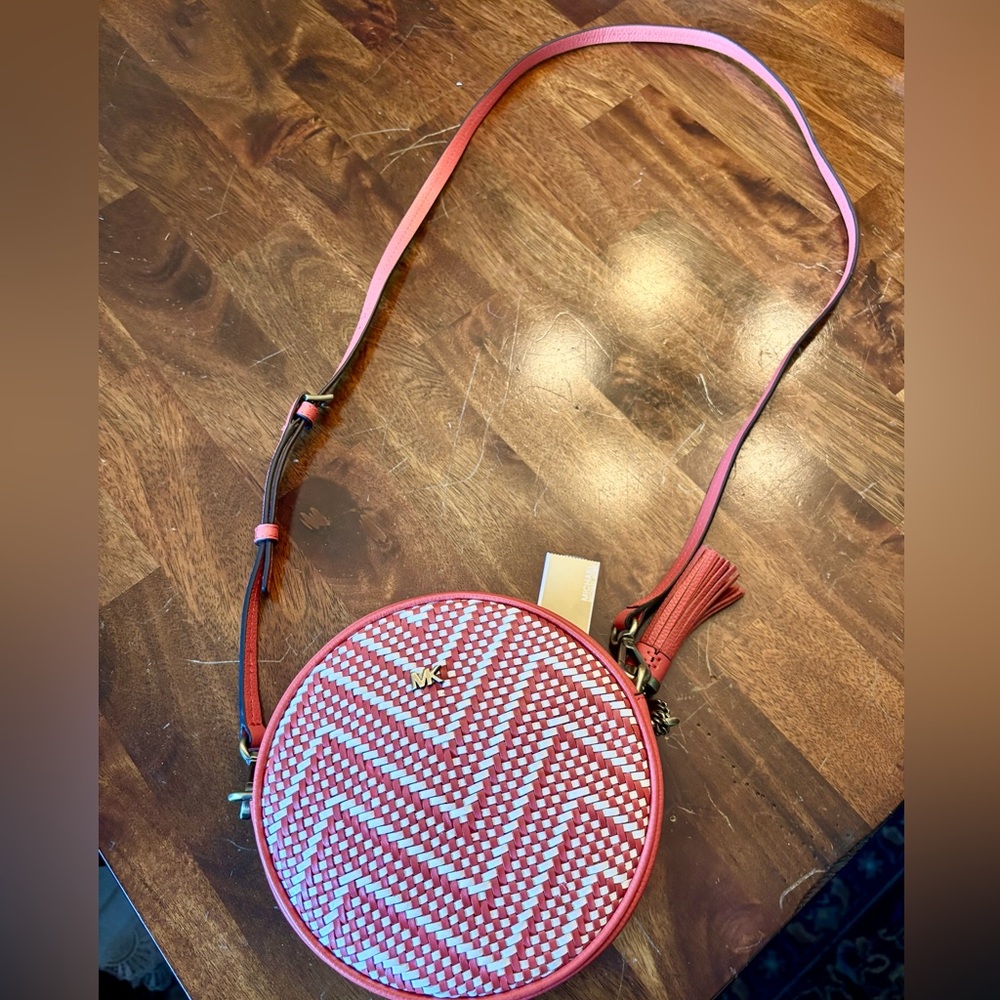 NWT MD Michael Kors Chevron Woven Canteen Crossbody Bag